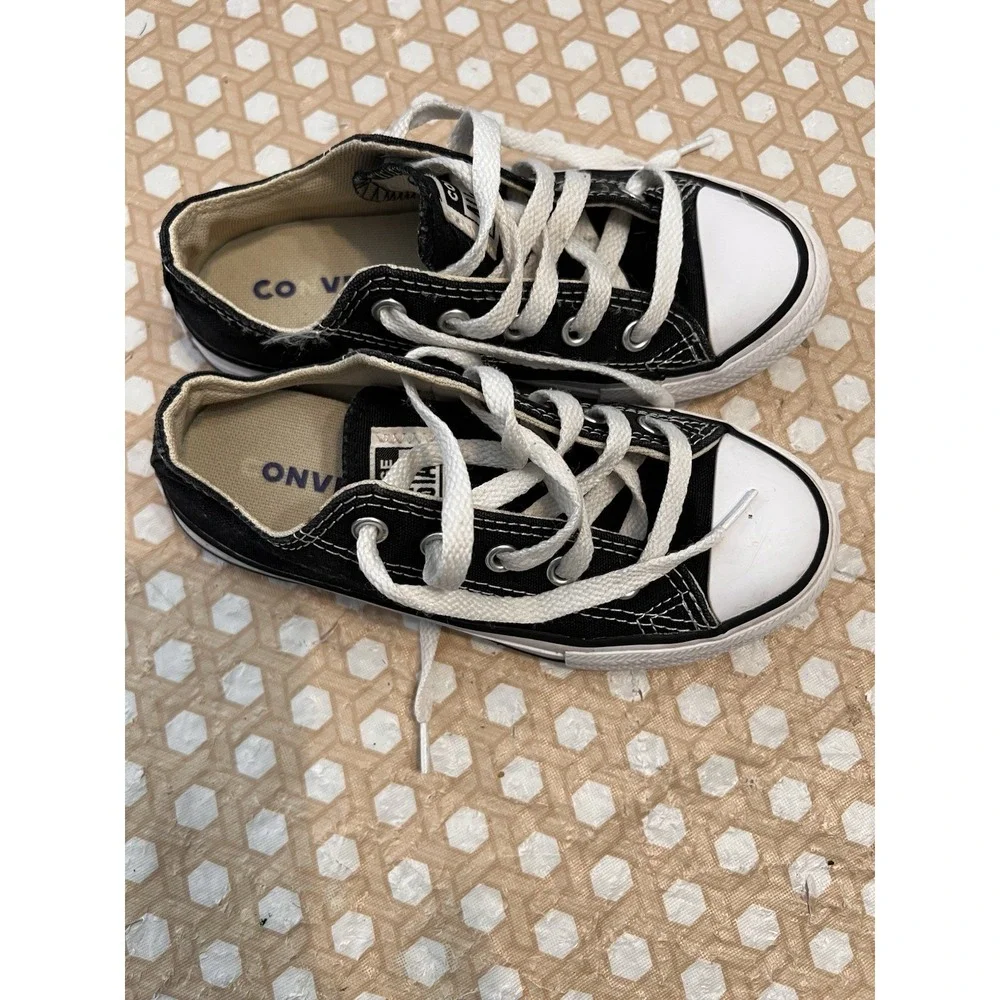 Converse these kids